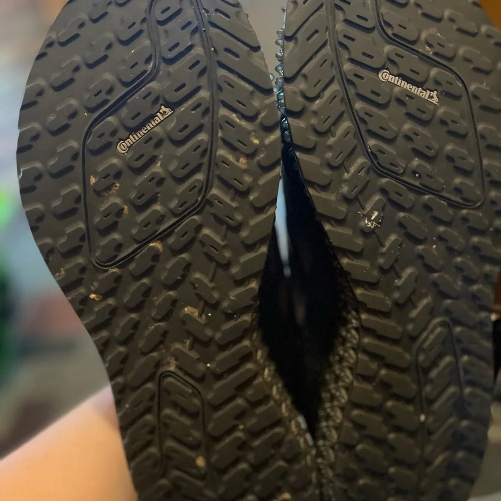 adidas 4DFWD 2 Black and Orange Athletic Shoes - Picture 9 of 11